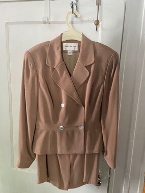 Jones New York Vintage Skirt Suit Size 12